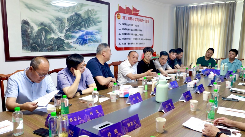 链通上下游 聚力共发展—镇江泰州商会成功举办建筑装饰行业供需对接交流会(图4) 链通上下游 聚力共发展—镇江泰州商会成功举办建筑装饰行业供需对接交流会(图4)